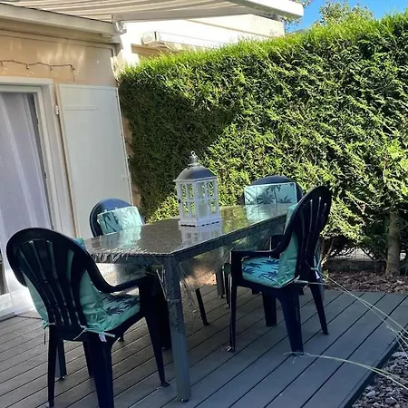 Au Grand Palmier T2 Apartment